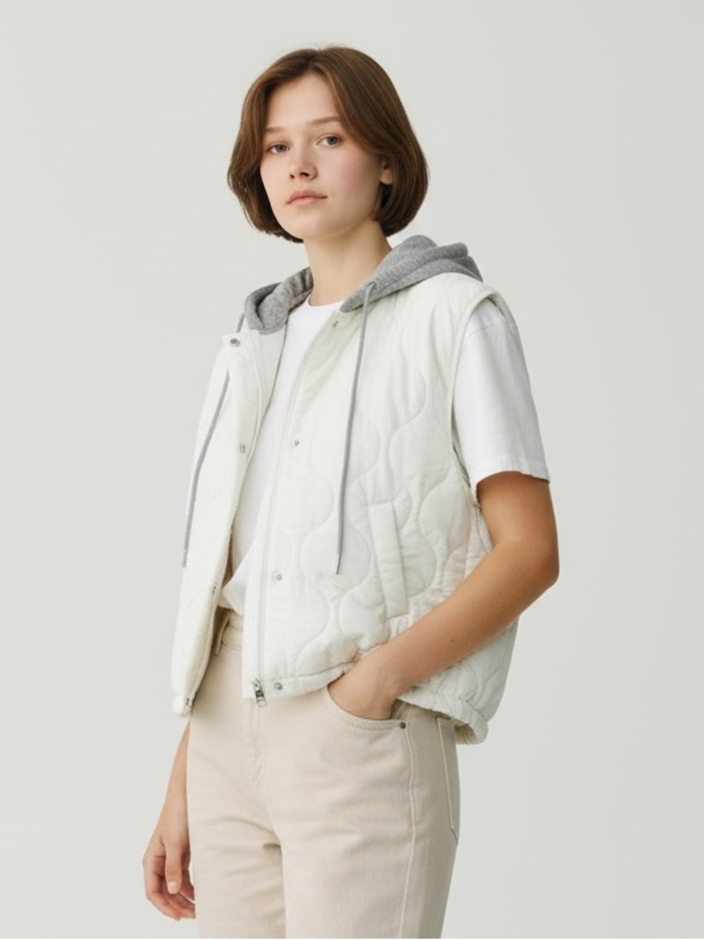 Love Tree White Quilted Zip Front Vest with Gray Hood